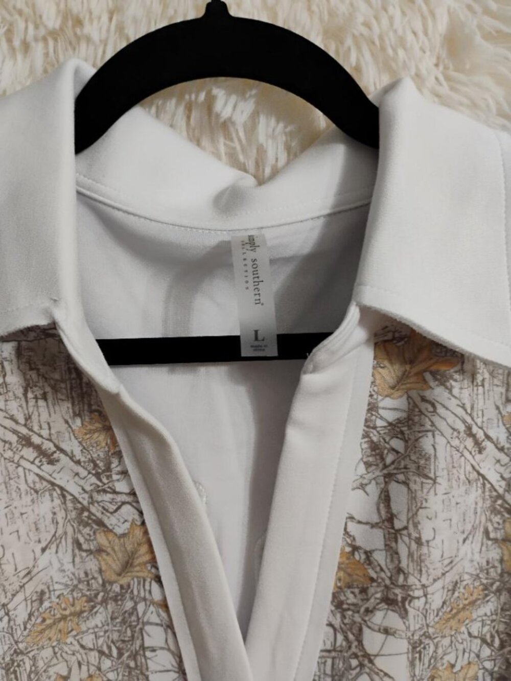 Simply Southern Polo Camo White Contrast Long Sleeve Size L NWT - Picture 2 of 8